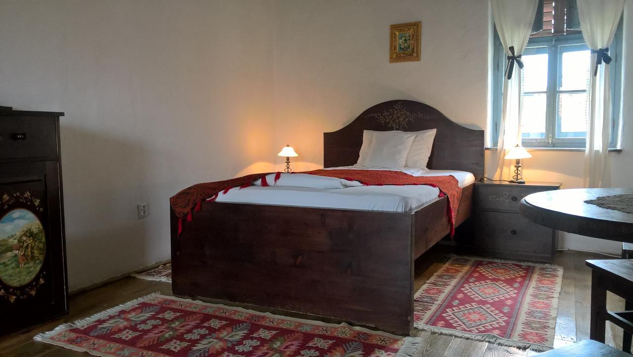 Casa Cu Zorele, Crit 189 מראה חיצוני תמונה