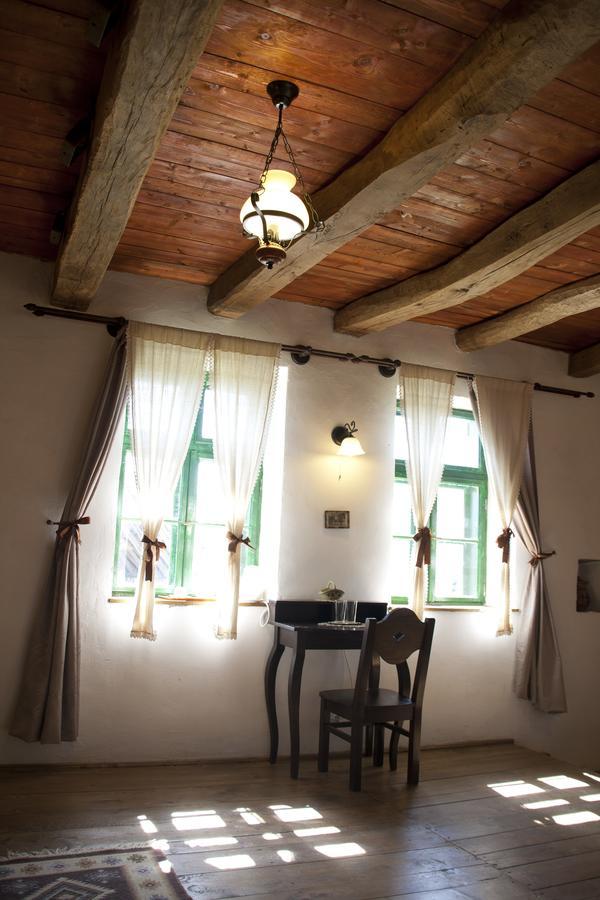 Casa Cu Zorele, Crit 189 מראה חיצוני תמונה